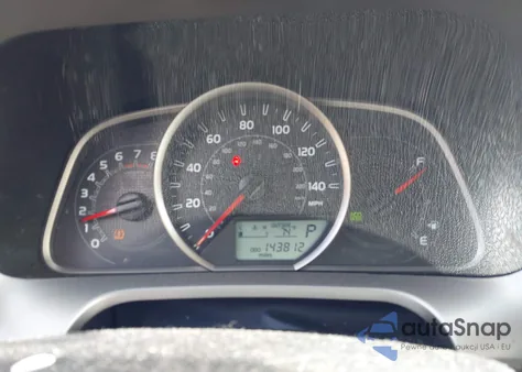 2014 Toyota Rav4 Xle z USA, uszkodzony, nr VIN 2T3RFREV5EW197510